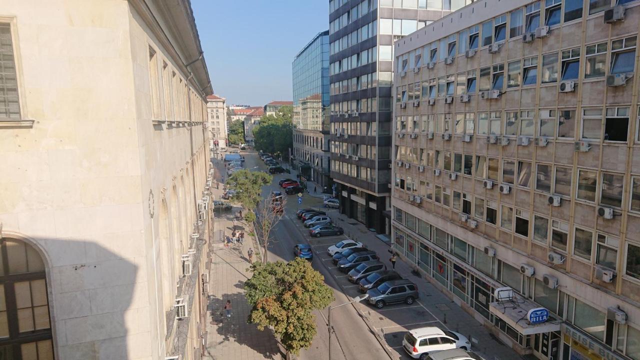 The Central Post Apartments София Экстерьер фото