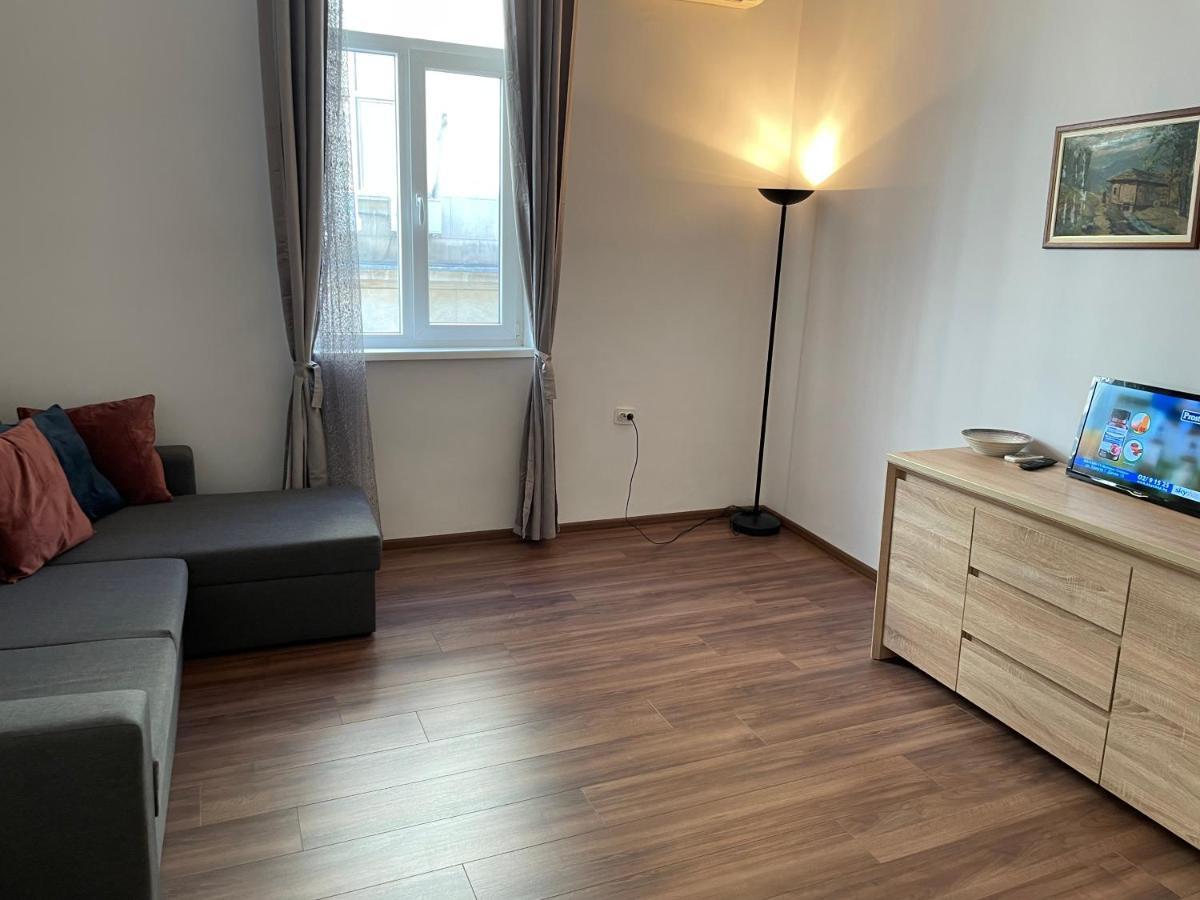 The Central Post Apartments София Экстерьер фото