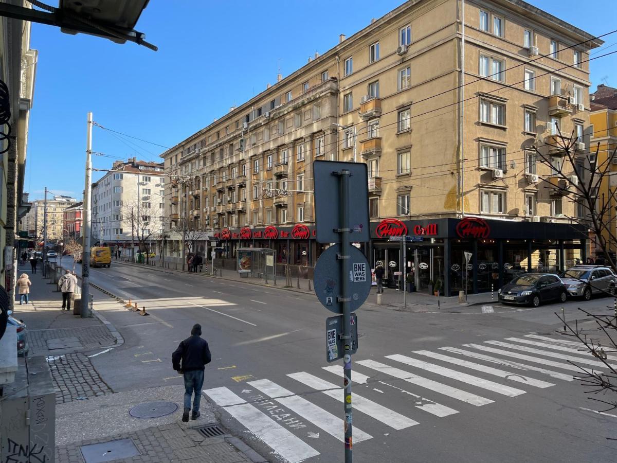 The Central Post Apartments София Экстерьер фото