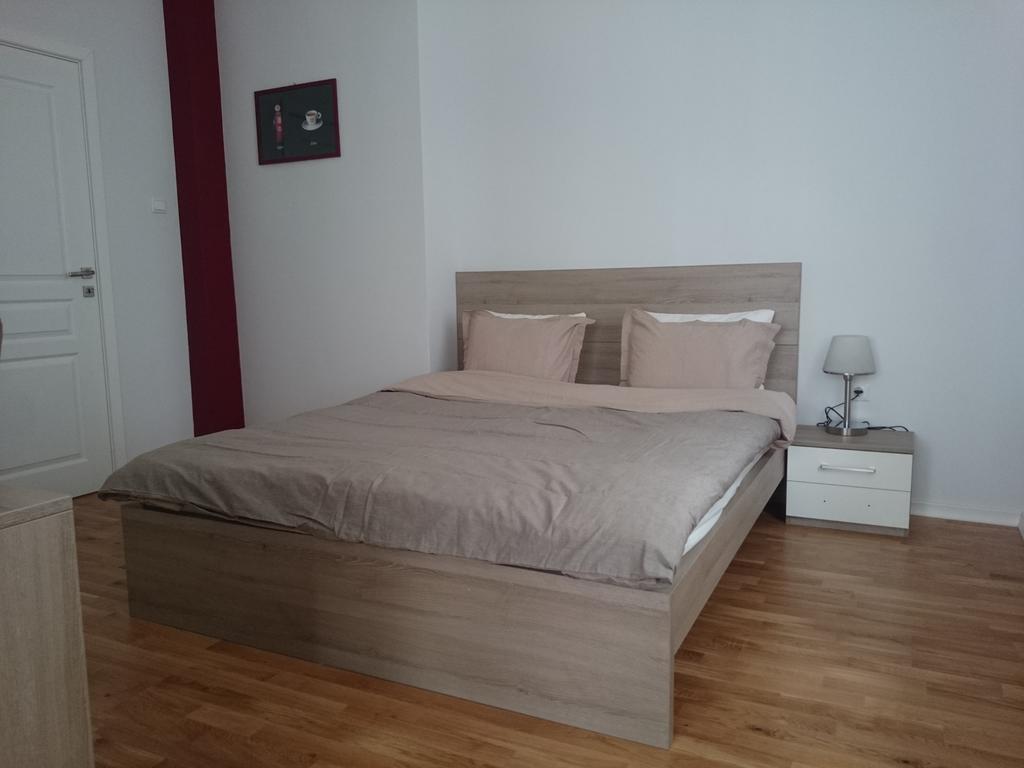 The Central Post Apartments София Номер фото