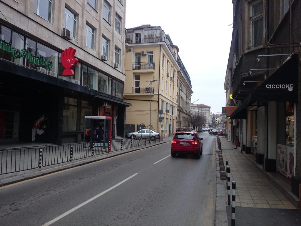 The Central Post Apartments София Номер фото