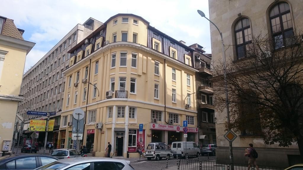 The Central Post Apartments София Экстерьер фото